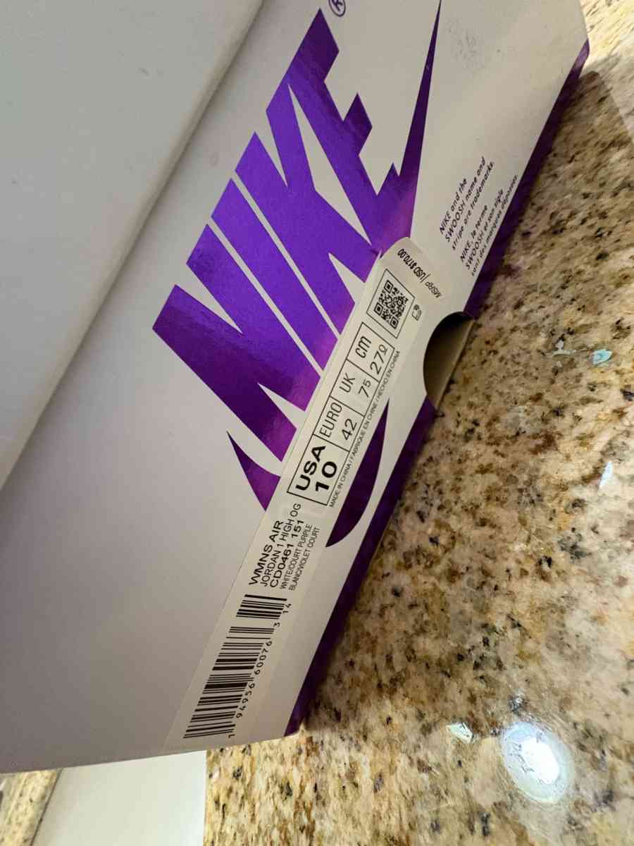 Jordan 1s high court purple - Centereach, New York - FleaMarketBay