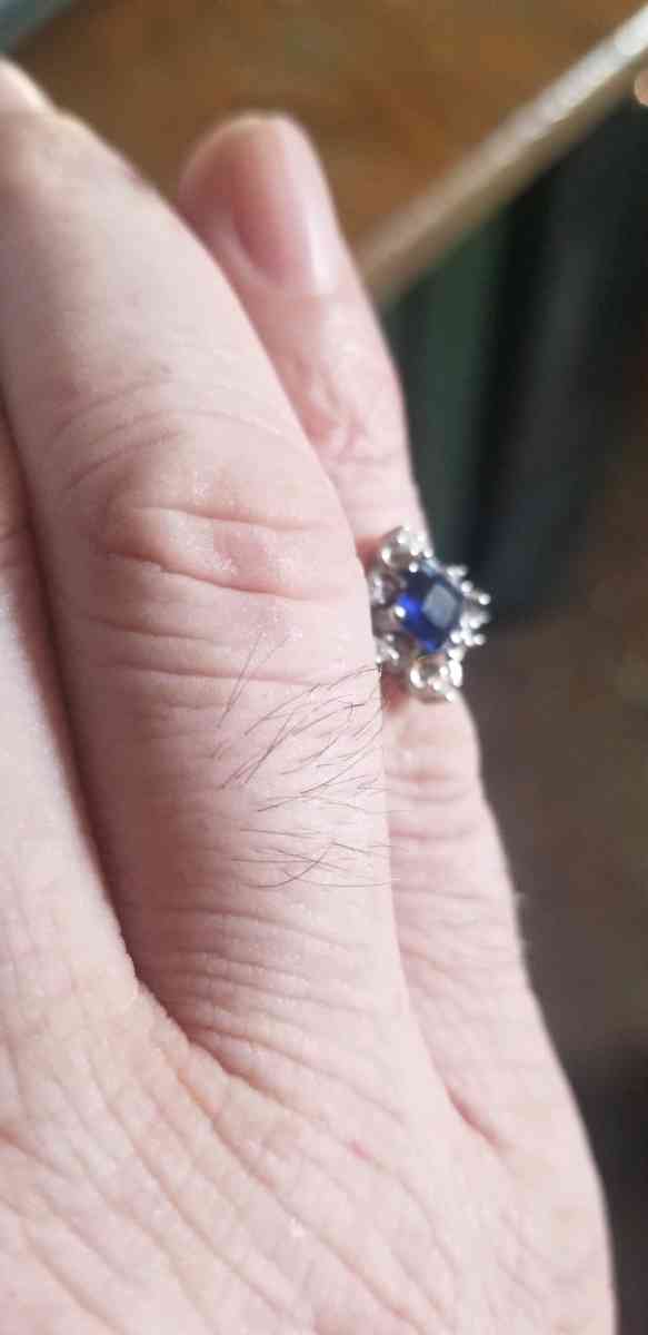 Blue Sapphire Ring - Hudson, New Hampshire - FleaMarketBay
