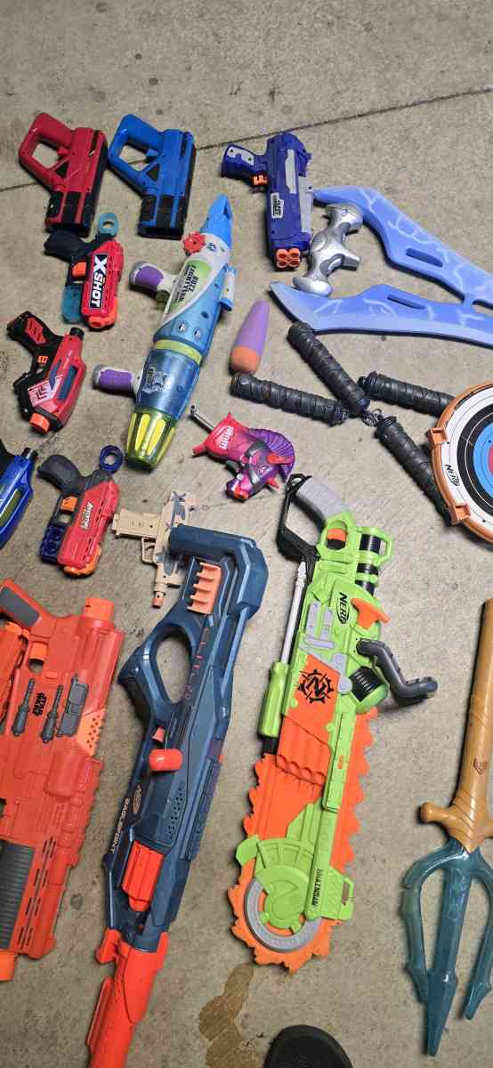 NERF GUNS EVERYTHING YOU SEE FOR 50 - Fontana, California - FleaMarketBay
