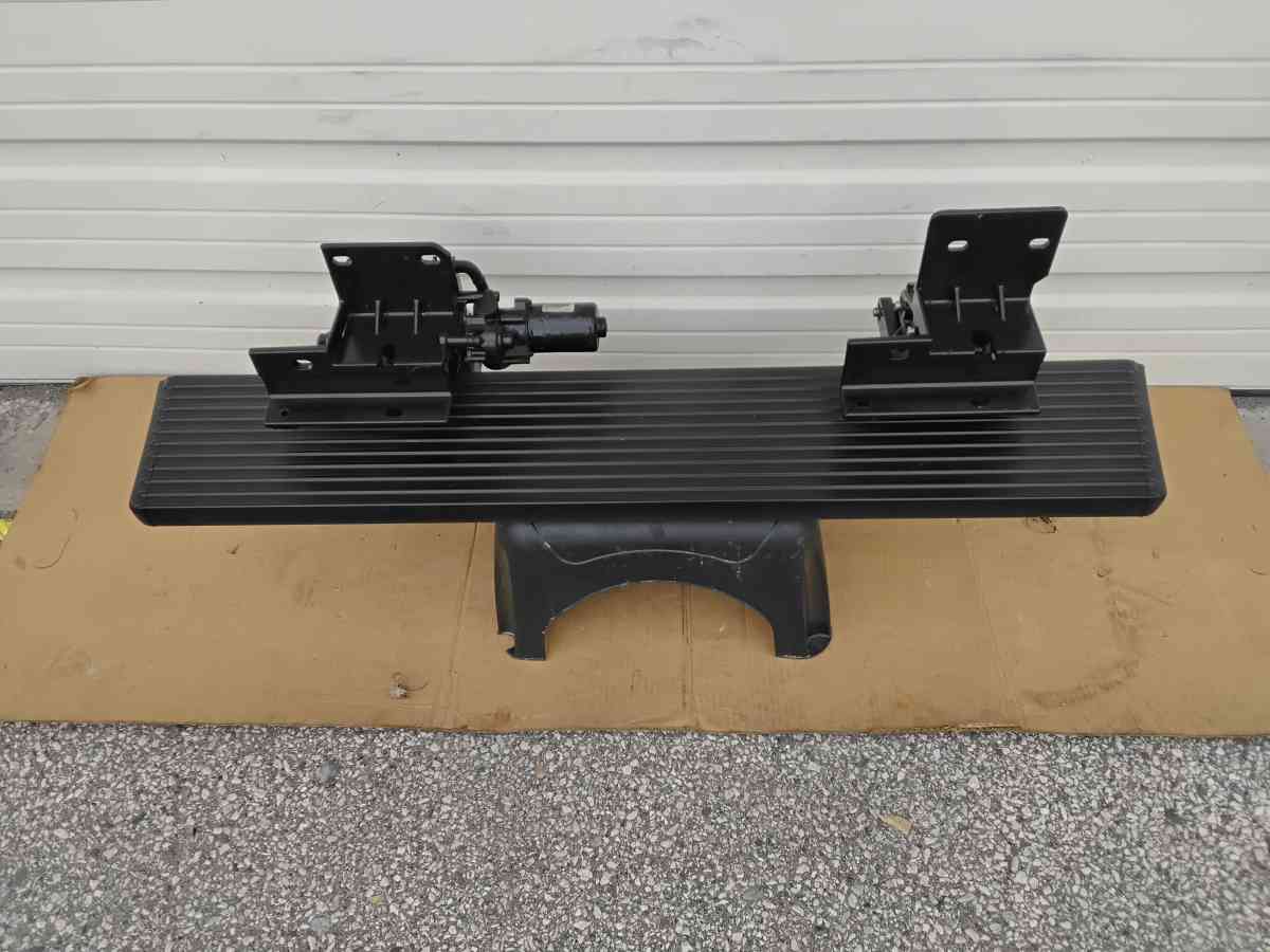 2015 to 2022 Ford Transit Passenger Running Board OEM - Williamstown, New Jersey