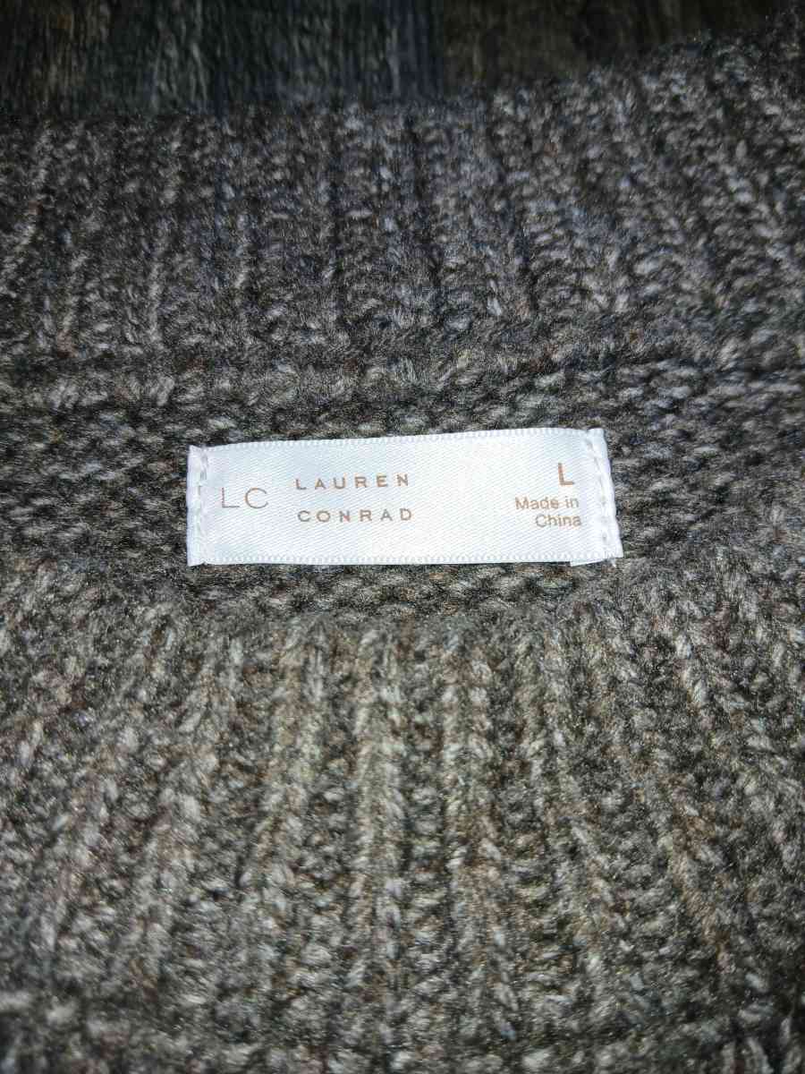 LC Lauren Conrad Size LG Cream and Dark Beige - Evansville, Indiana - FleaMarketBay