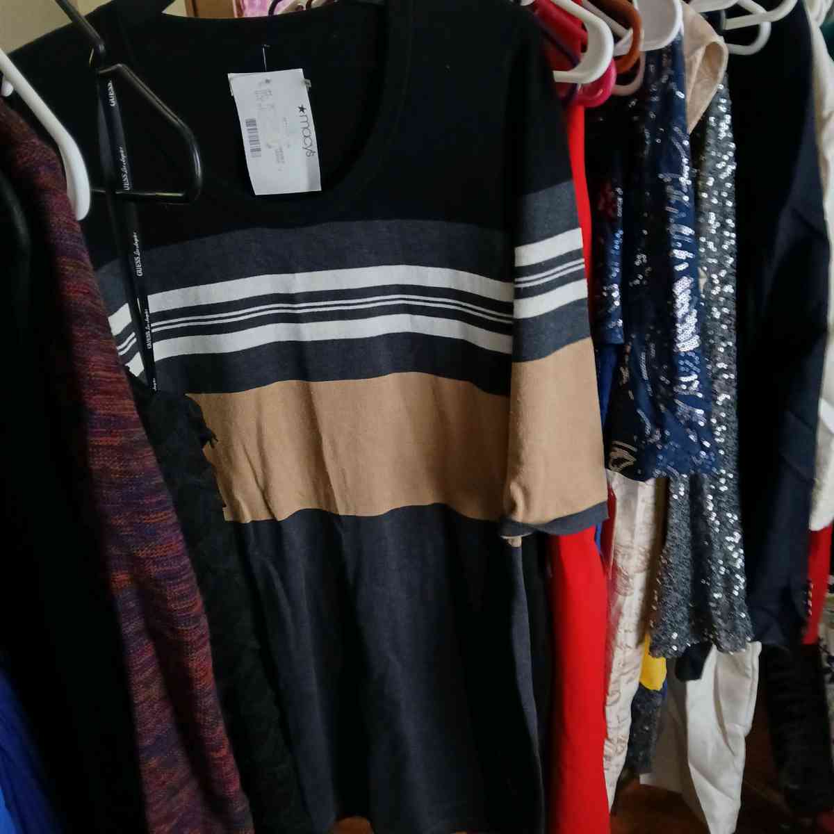 Brand Name DKNY LIZ TAYLOR LORD TAYLOR GAP - Beatrice, Nebraska - FleaMarketBay