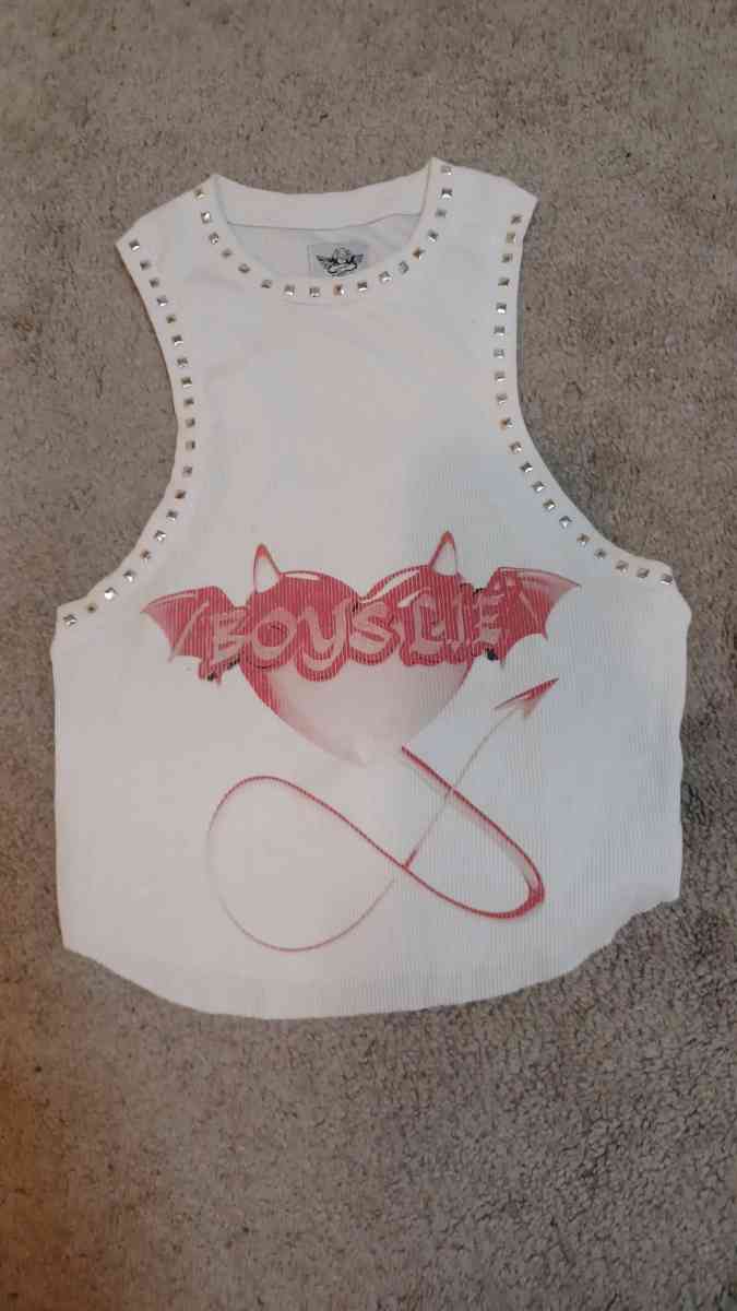 Boys Lie white and red shirt - Elk Grove, California