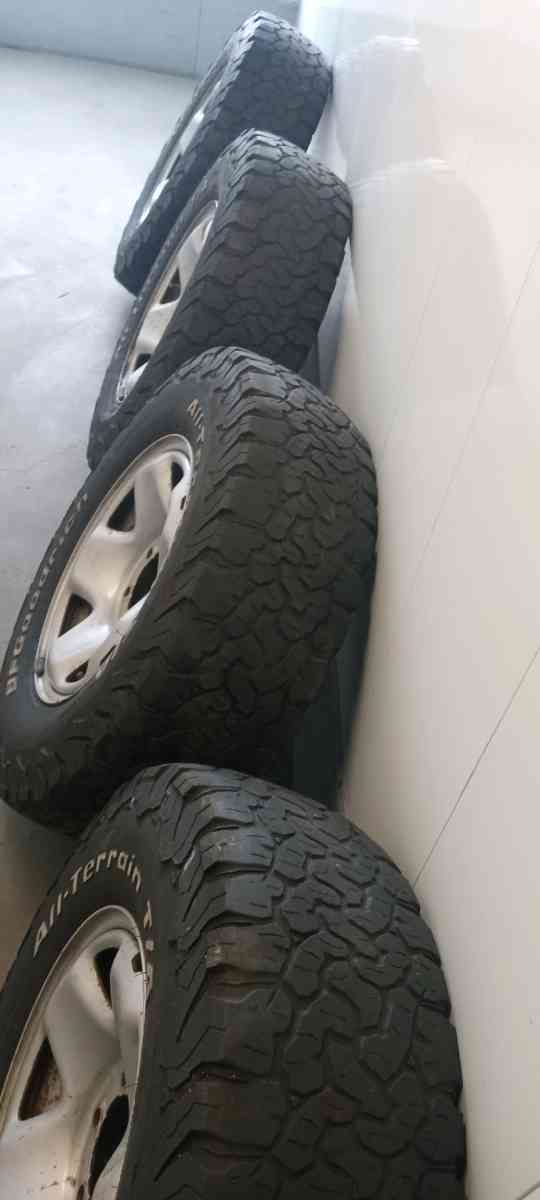 set of the 4 tires 24575R16 - Atherton, California - FleaMarketBay