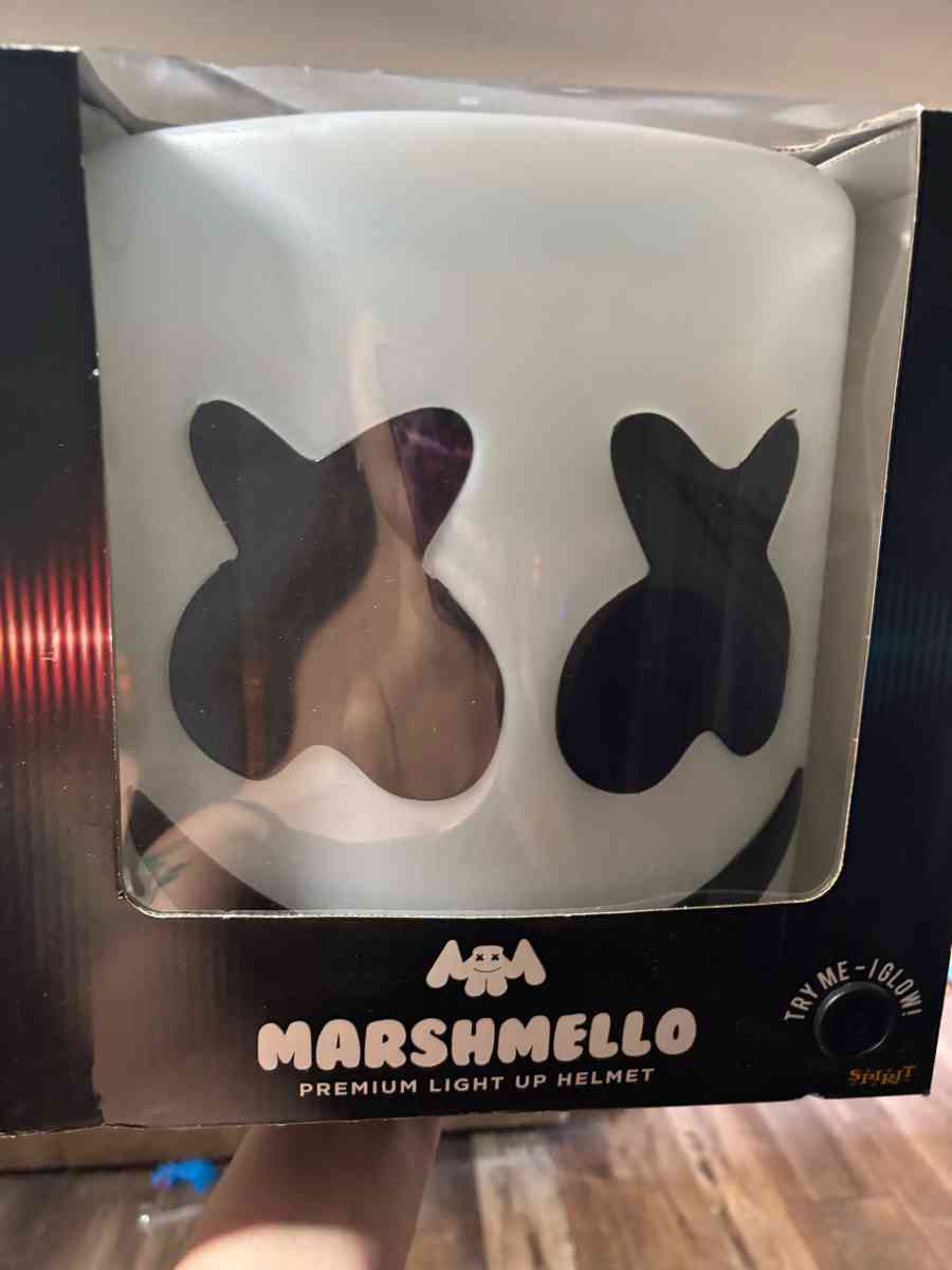 Marshmallow light up helmet costume - Cameron, Texas - FleaMarketBay