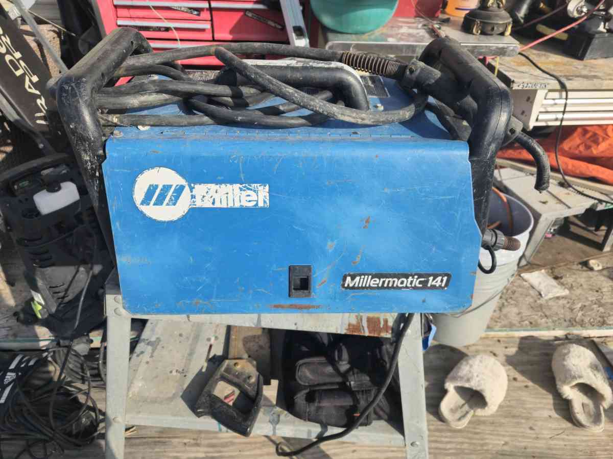 millermatic 141 - Justin, Texas - FleaMarketBay