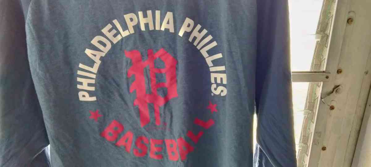 Philadelphia Phillies 3 qt Shirt - Norristown, Pennsylvania - FleaMarketBay