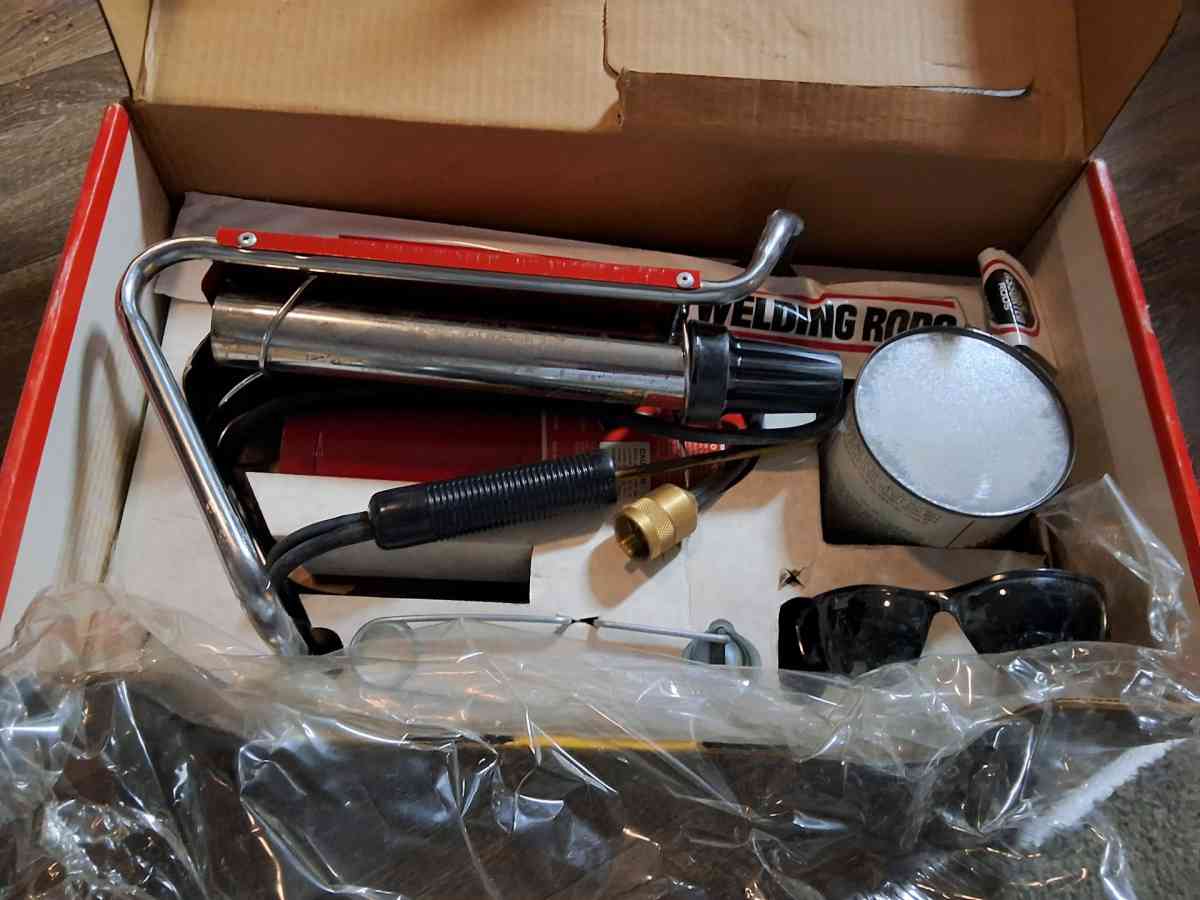 torch outfit open box new - Seattle, Washington - FleaMarketBay