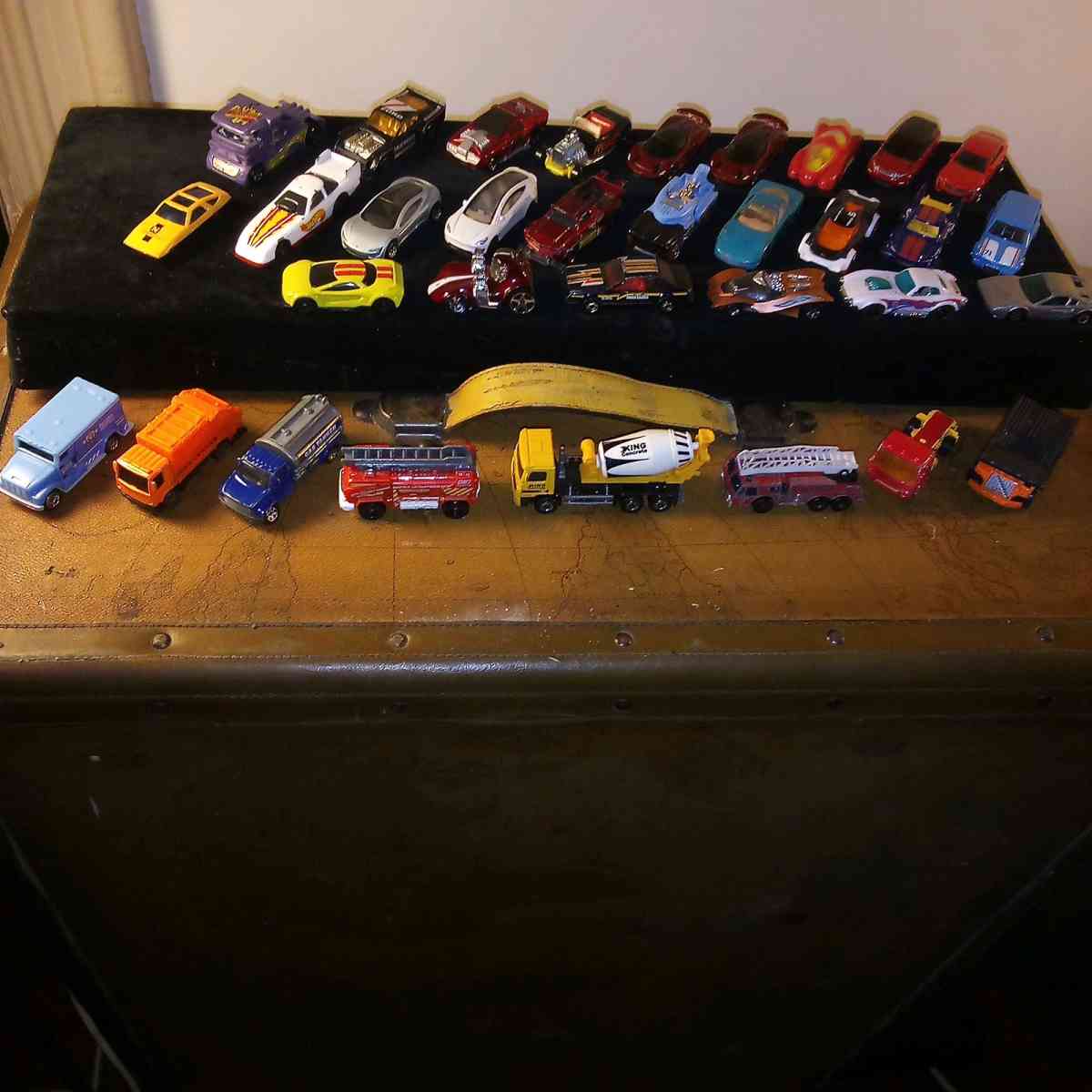 Entire lot of Nice Cars n Trucks - Columbia, Pennsylvania