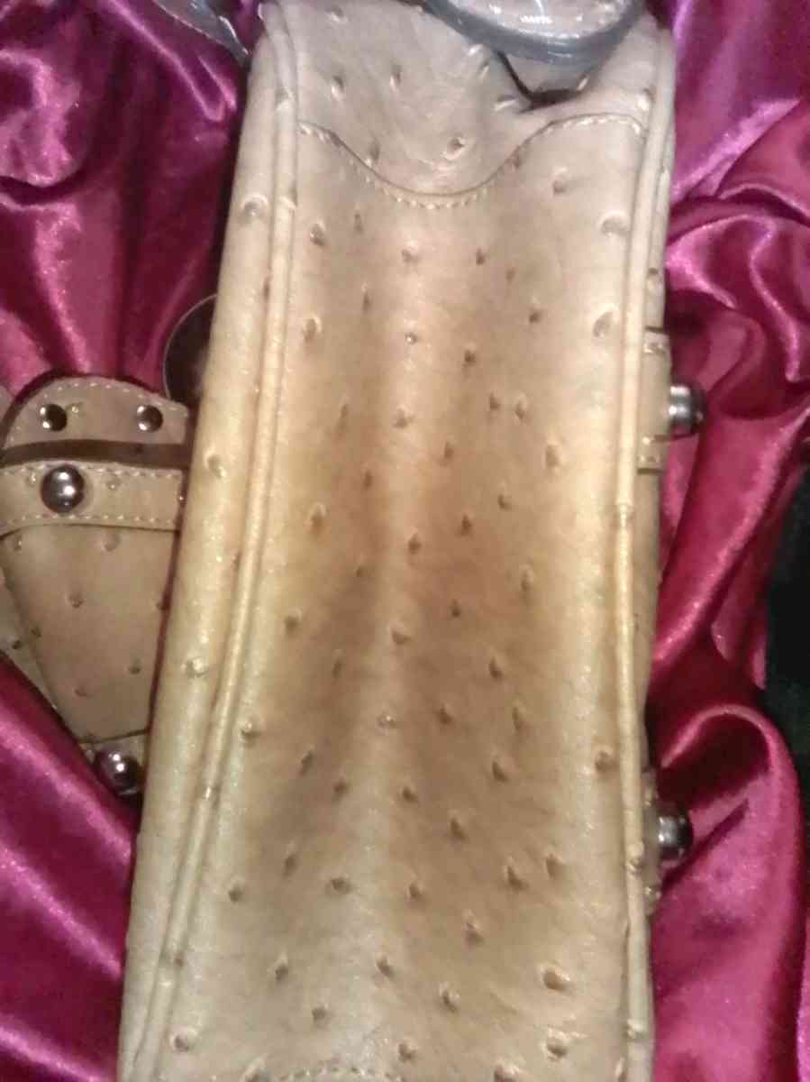 guess bag - Merritt Island, Florida - FleaMarketBay