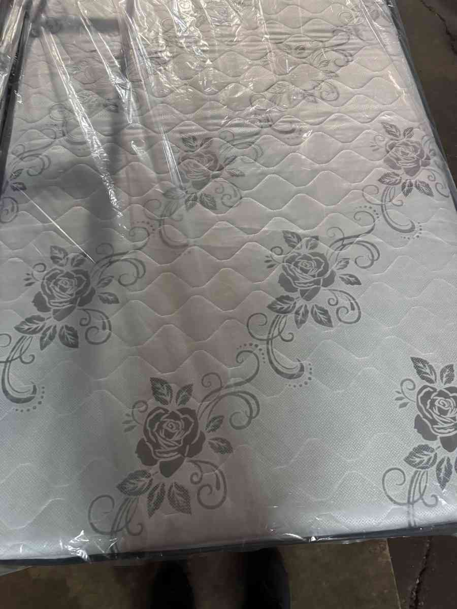 matress sale - Chicago, Illinois