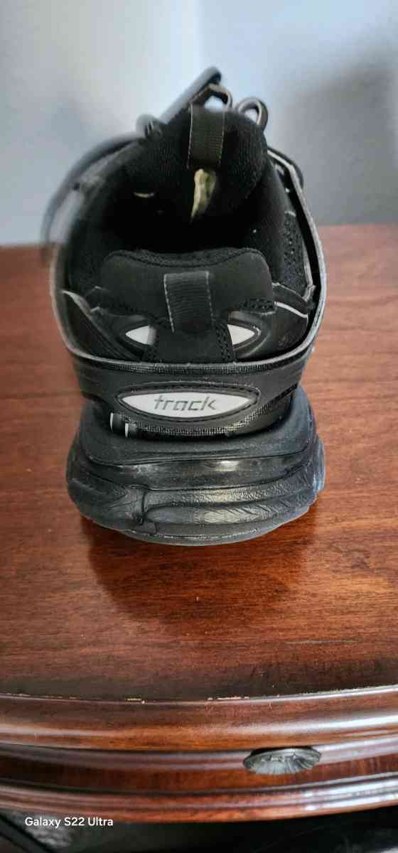 women Balenciaga shoe - Port Richey, Florida - FleaMarketBay