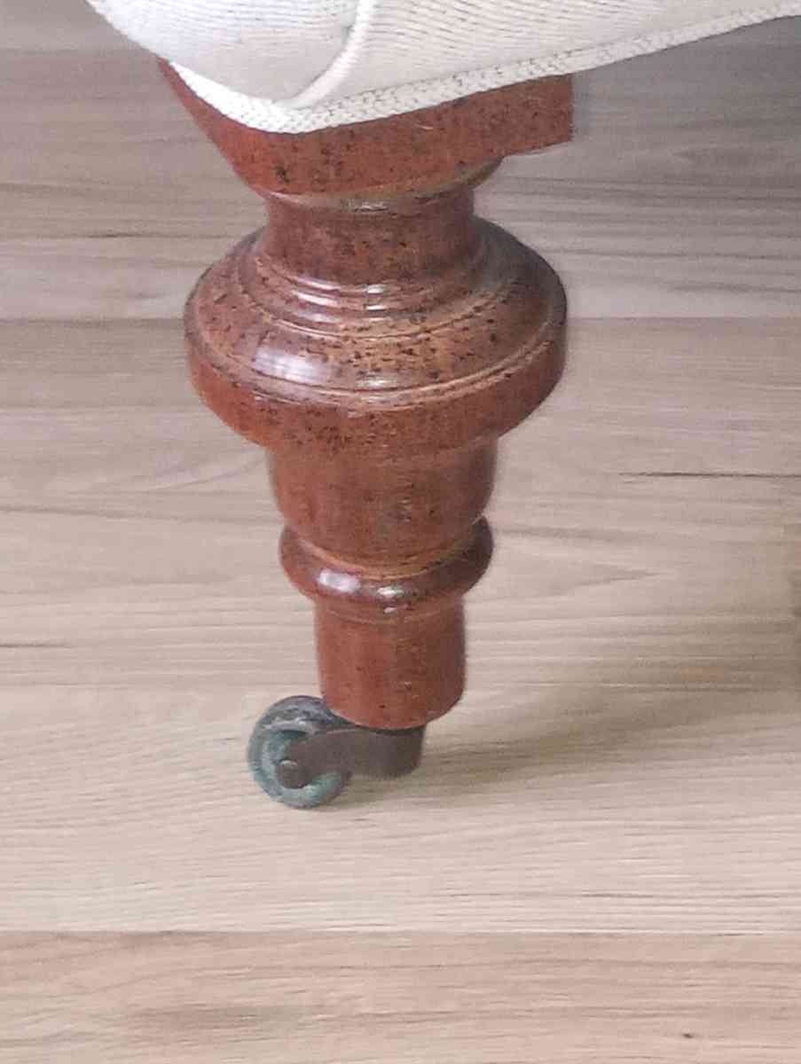 armchairs - Ocala, Florida - FleaMarketBay