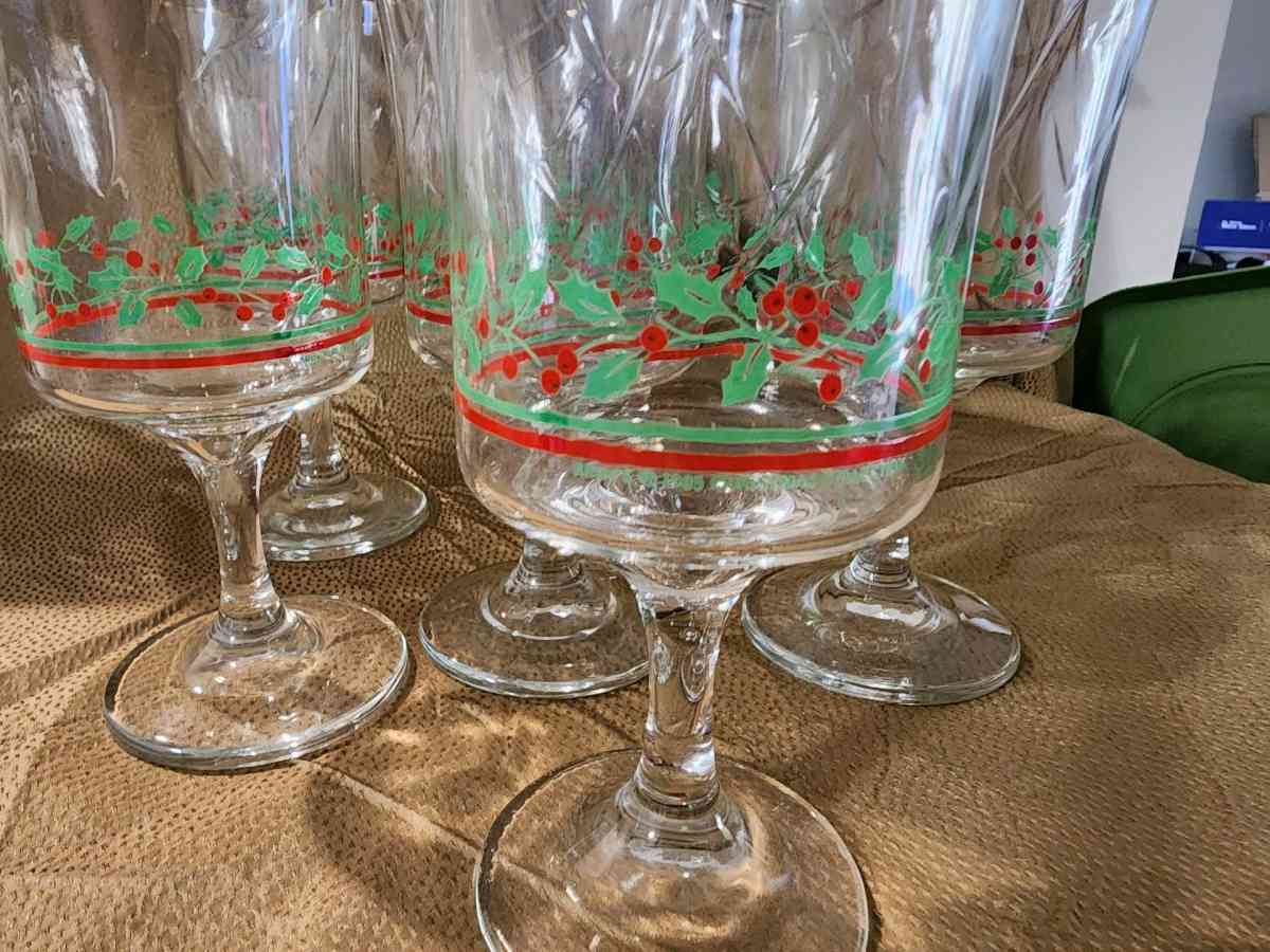 set of 6 vintage Arbys Chritmas glasses - Knoxville, Tennessee - FleaMarketBay