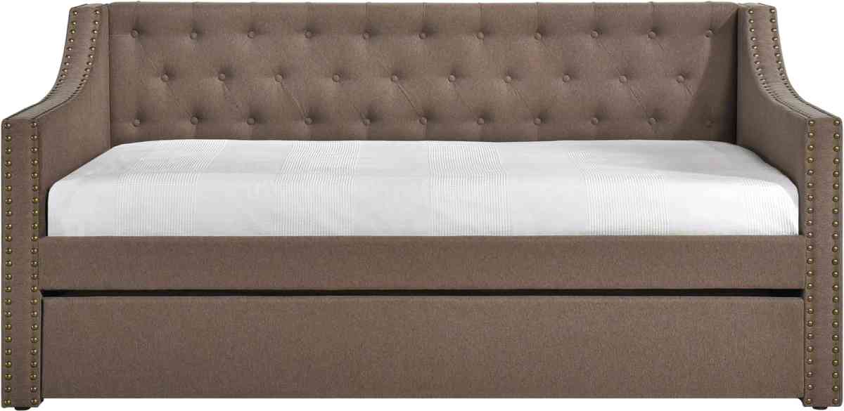 daybed with trundle and twin size mattresses Ive had it a mo - Arab, Alabama