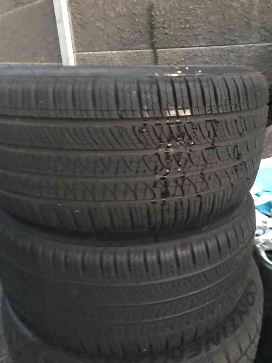 tires 245 40 19