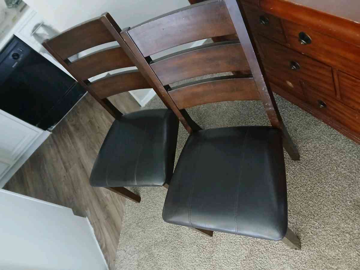 2 Dining Chairs - Fort Worth, Texas - FleaMarketBay