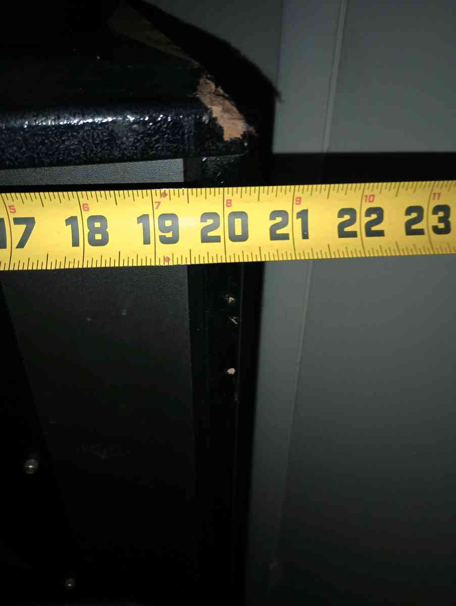 LARGE speaker - Harrisburg, Pennsylvania - FleaMarketBay