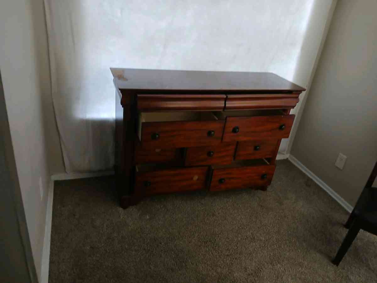 9 Dresser DRAWER - Fort Worth, Texas - FleaMarketBay