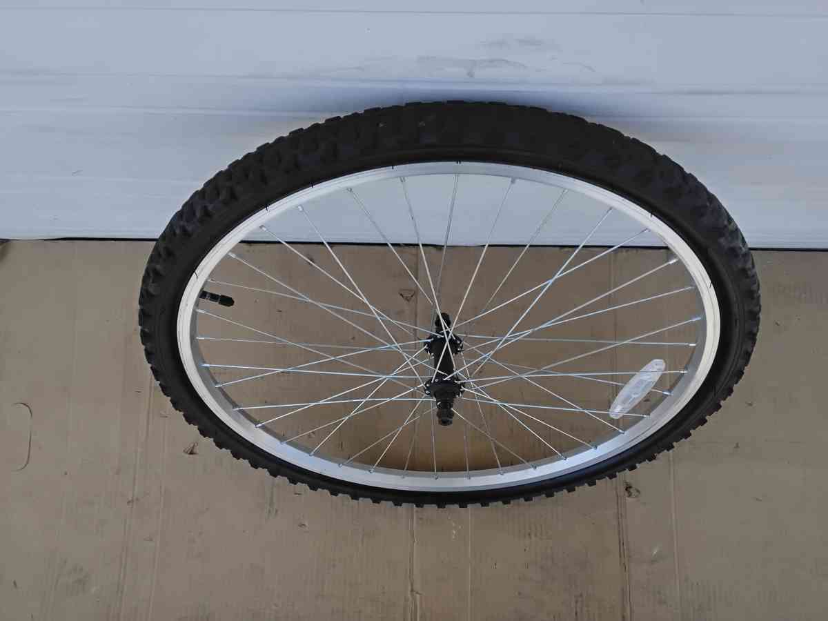 Nice Huffty Bicycle Front Wheel and Tire 26 X 195 Like New - Williamstown, New Jersey - FleaMarketBay