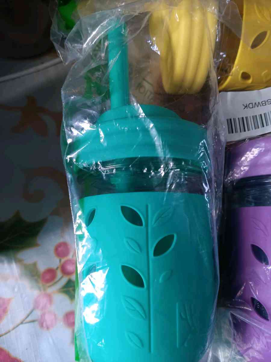 sheet set cups snack container lunch box - Crandon, Wisconsin