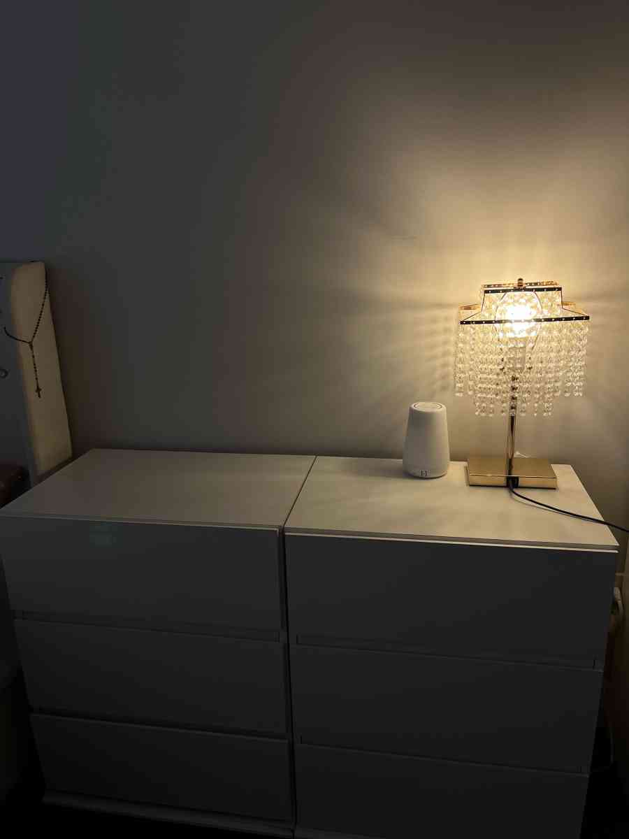 nightstand - Pompano Beach, Florida - FleaMarketBay