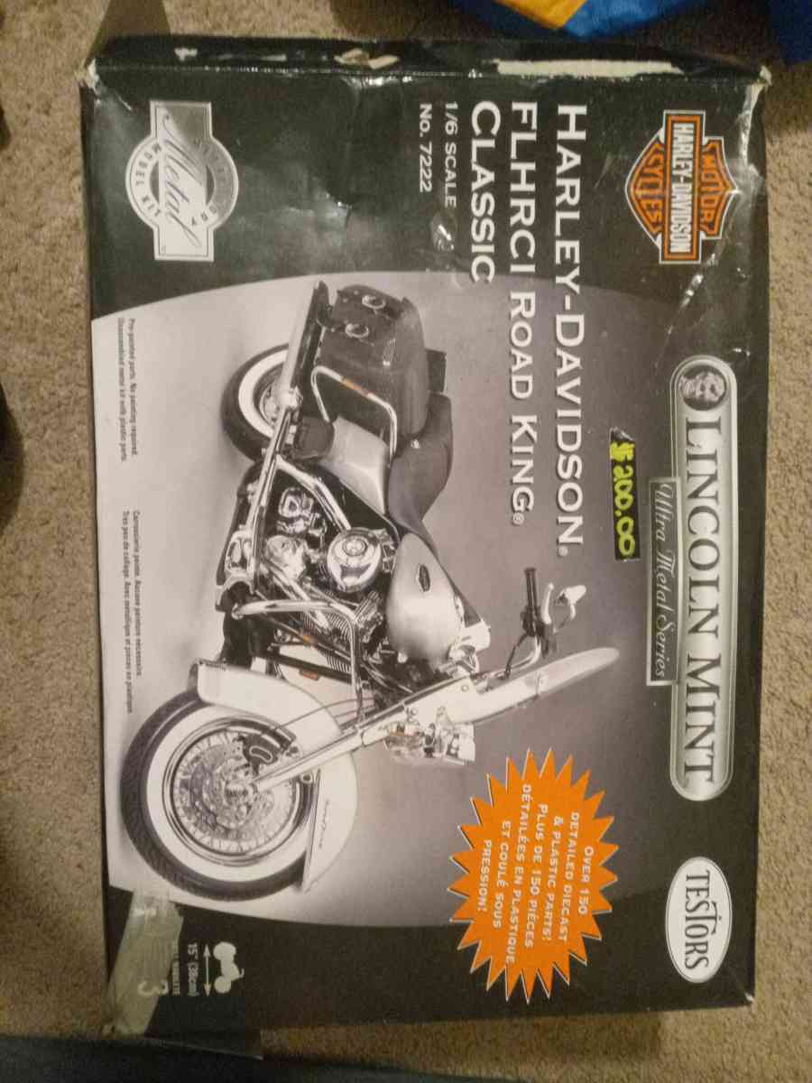 150 peice Lincoln Mint Harley Davidson model kit - Albuquerque, New Mexico - FleaMarketBay