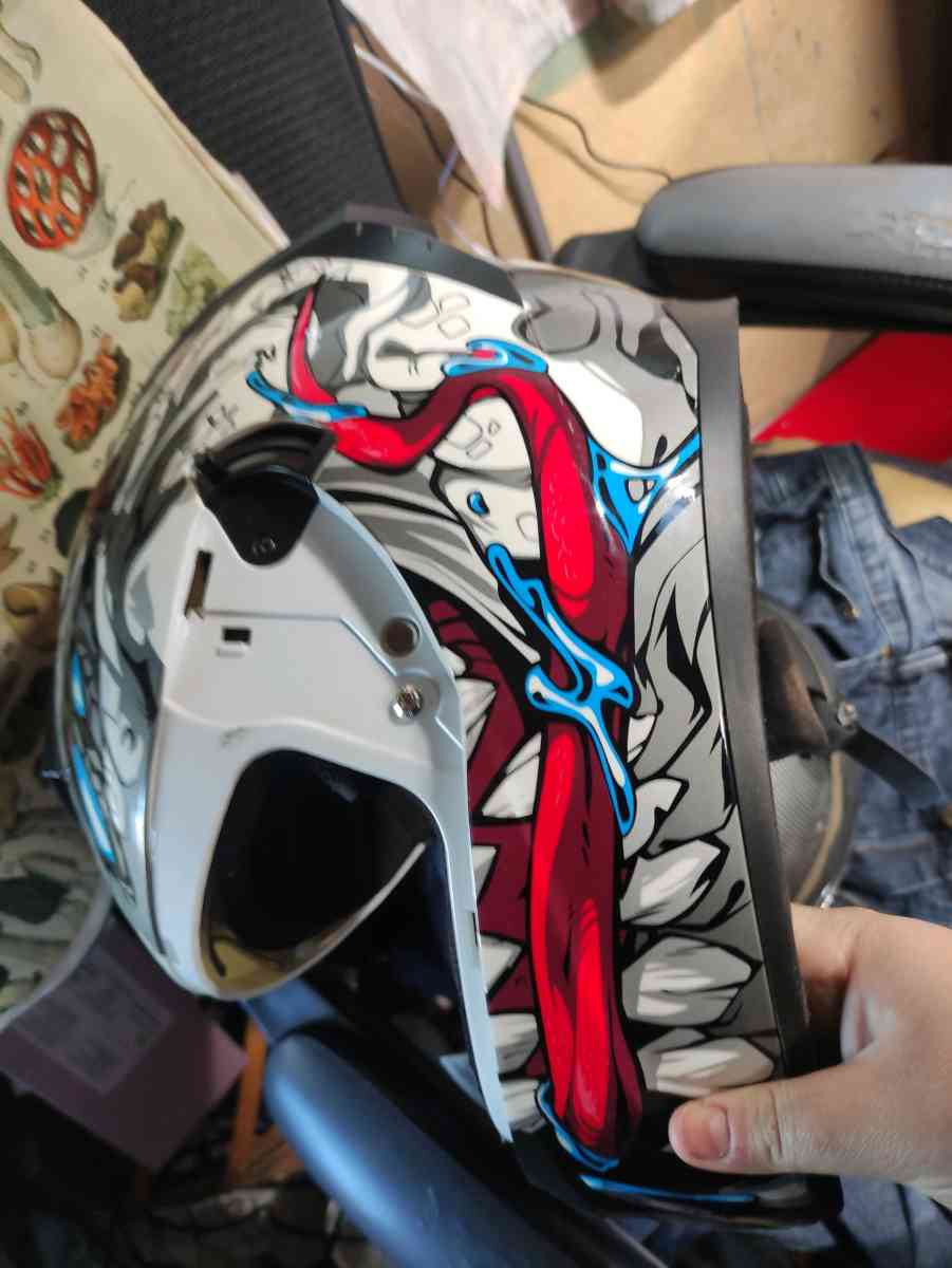 xl motorcycle helmet used - Warren, Ohio - FleaMarketBay