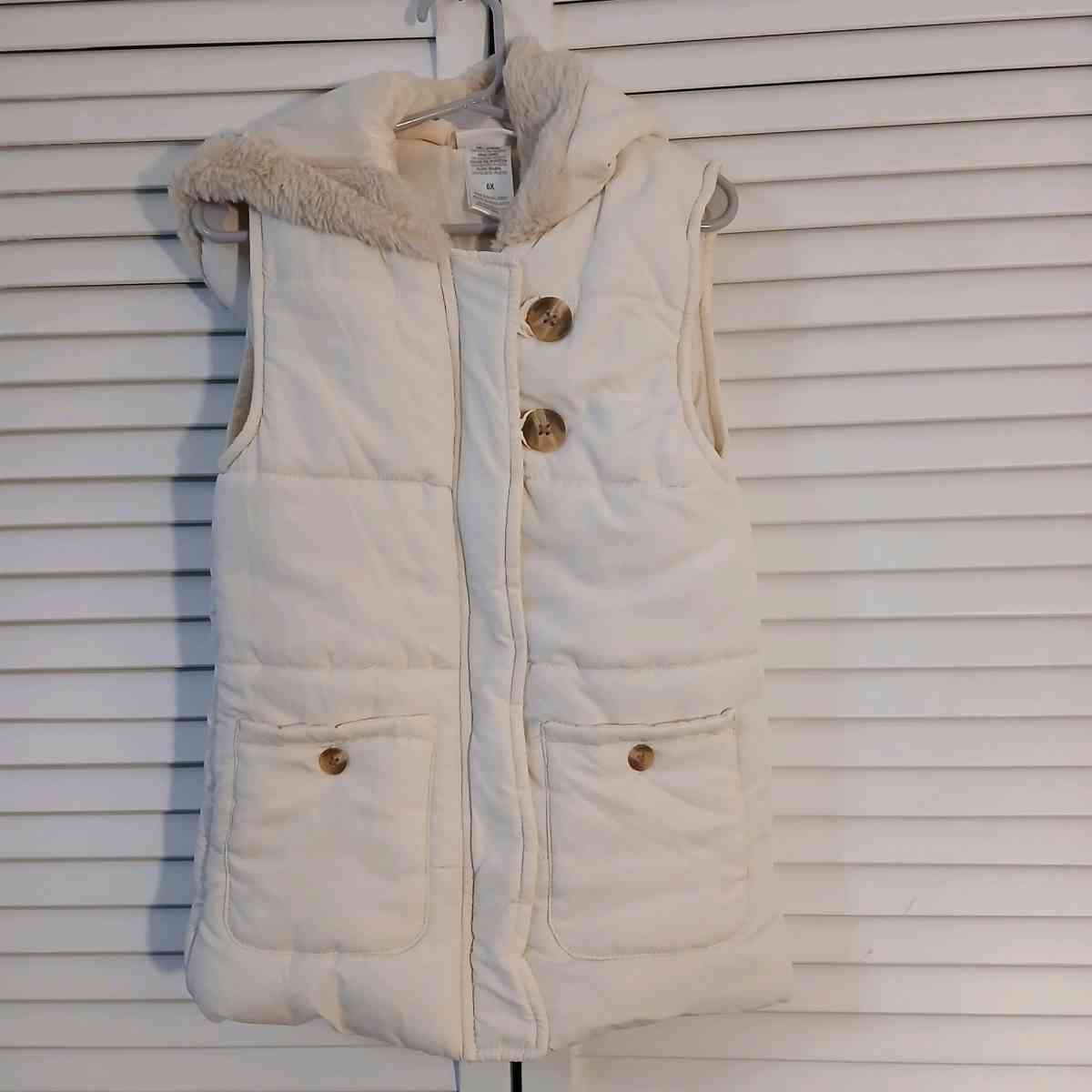 Nicole Miller Vest for Kids Size 6X - Indianapolis, Indiana - FleaMarketBay