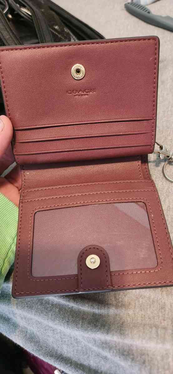 coach change purse wallet - Sweetwater, Tennessee - FleaMarketBay
