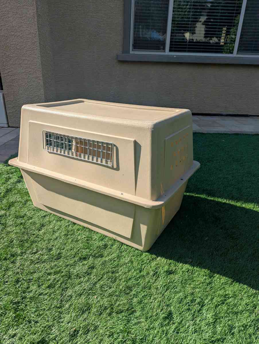 Dog Kennel - Las Vegas, Nevada - FleaMarketBay