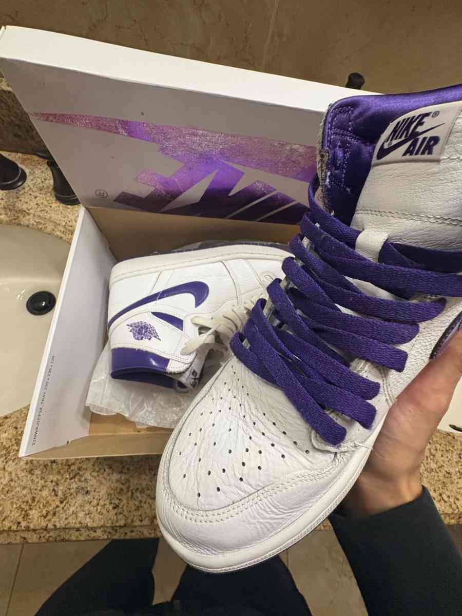 Jordan 1s high court purple - Centereach, New York - FleaMarketBay