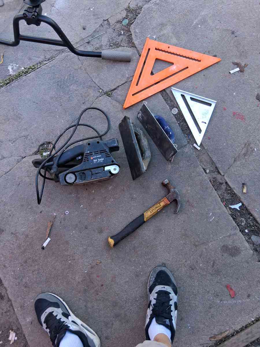 herramientas y otras cosas para construccin - Hayward, California - FleaMarketBay