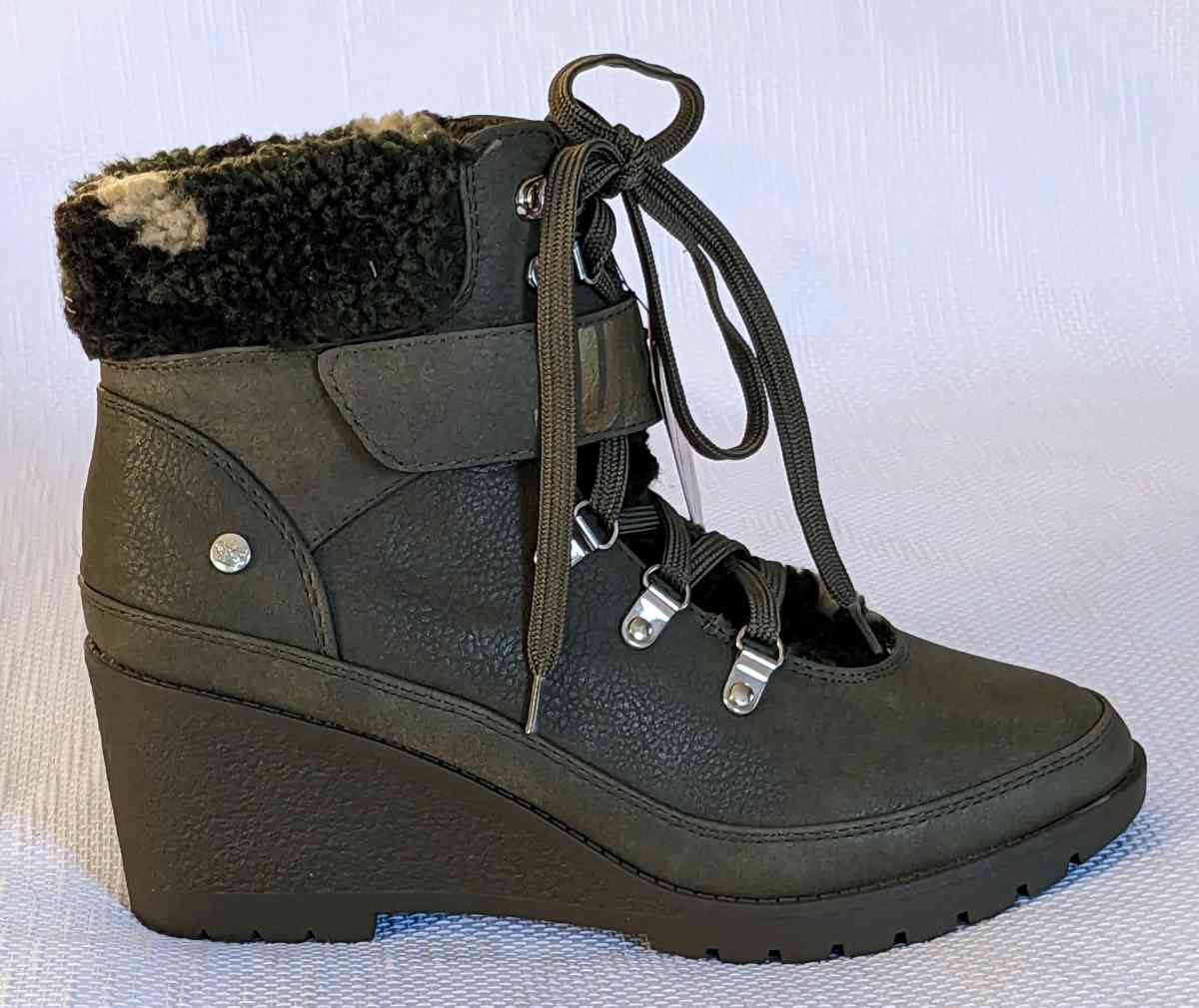 Juicy Couture Ankle Boots - Staten Island, New York - FleaMarketBay