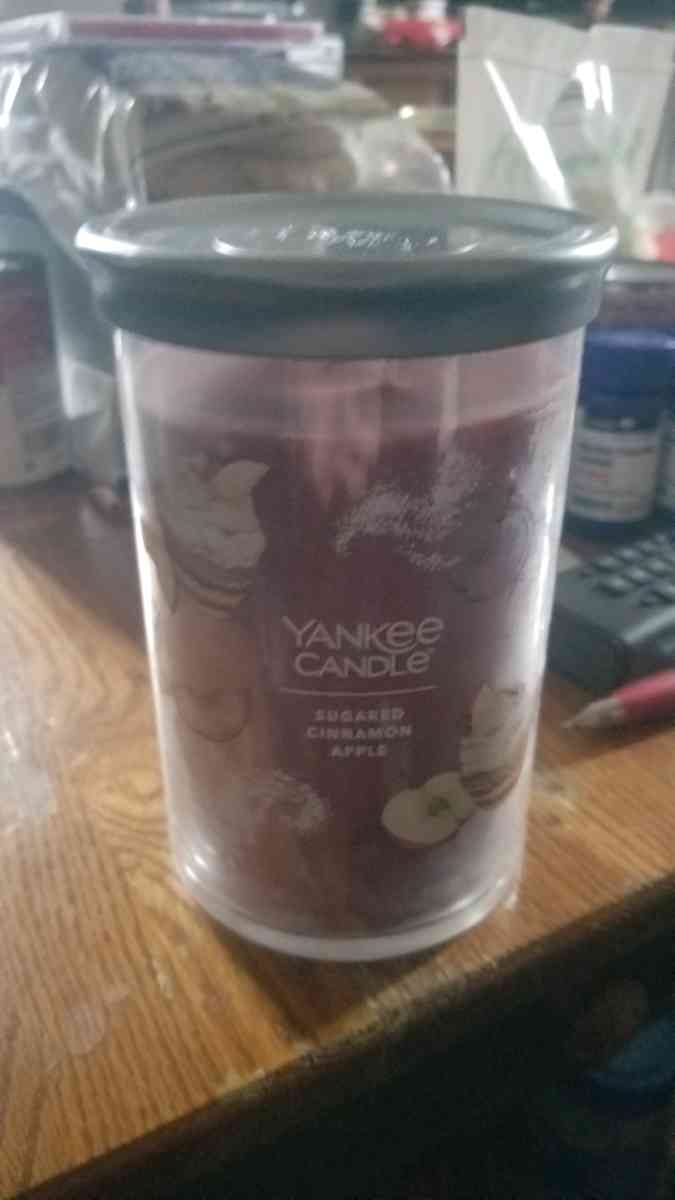 Yankee Candle - Hudson, New Hampshire - FleaMarketBay