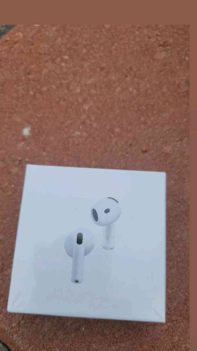 Airpods Gen 4 - Mendota, California - FleaMarketBay