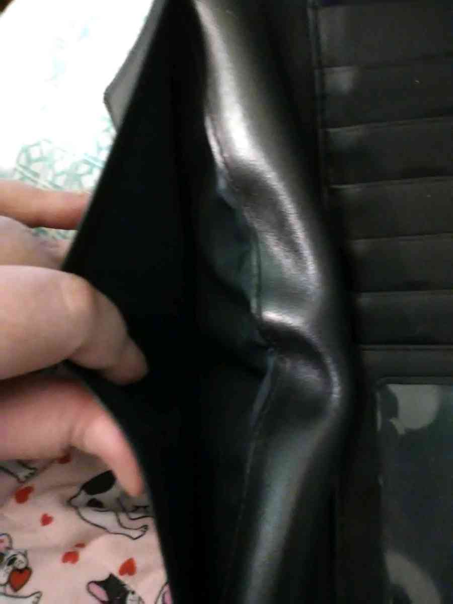 coach wallet black  need to go today - Cleveland, Ohio