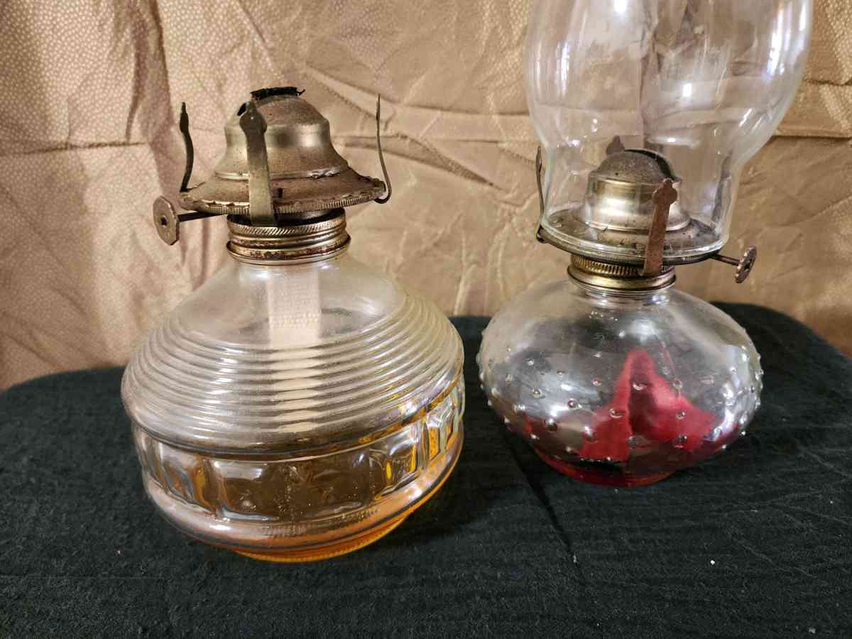 Hurricane lamps - Knoxville, Tennessee - FleaMarketBay