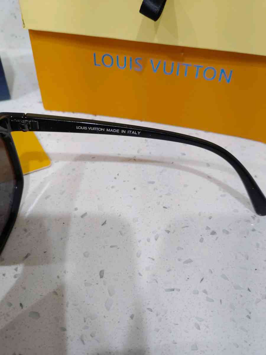 glasses - Altamonte Springs, Florida - FleaMarketBay