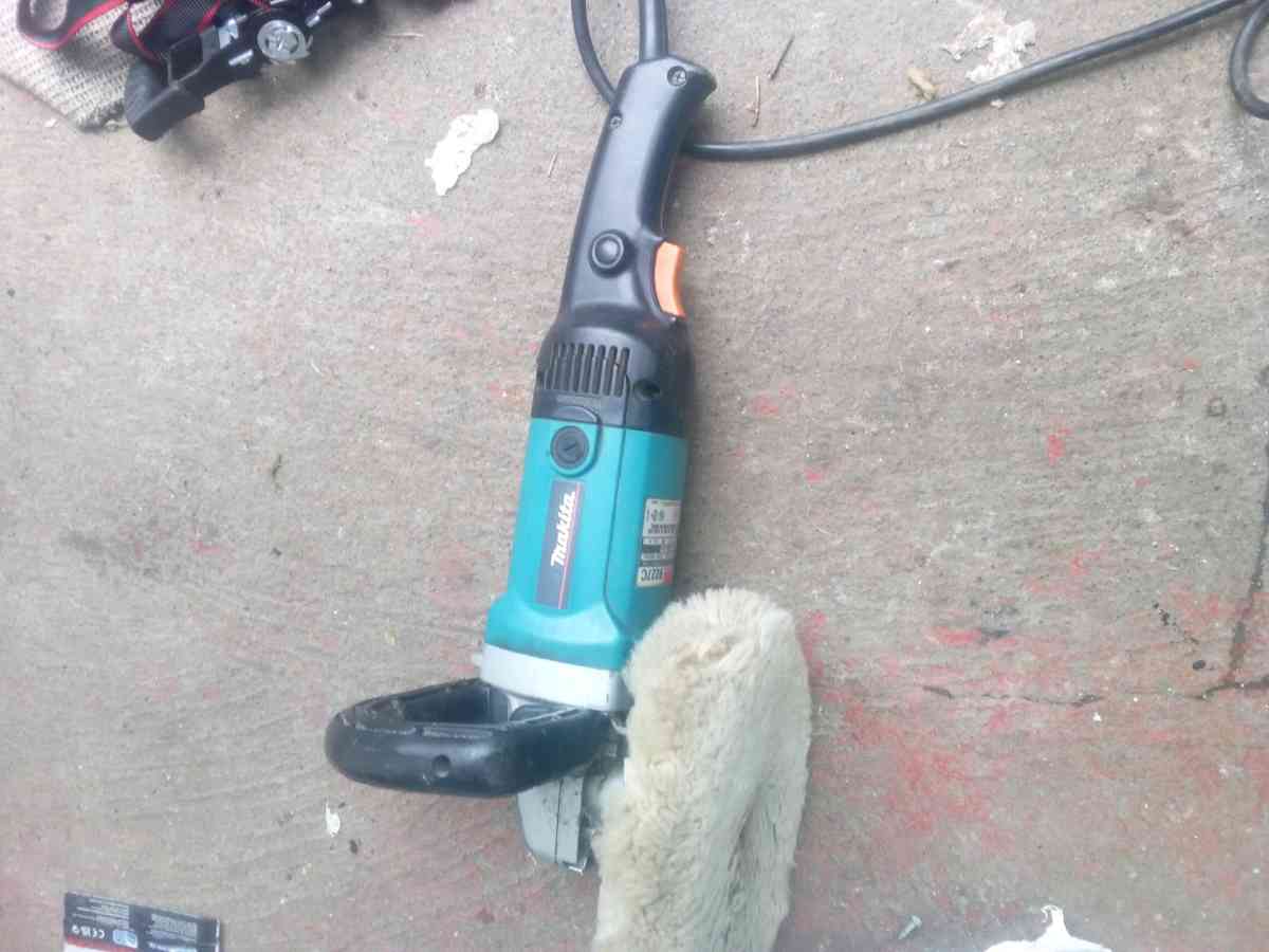 Makita grinder variable speedds - Tacoma, Washington