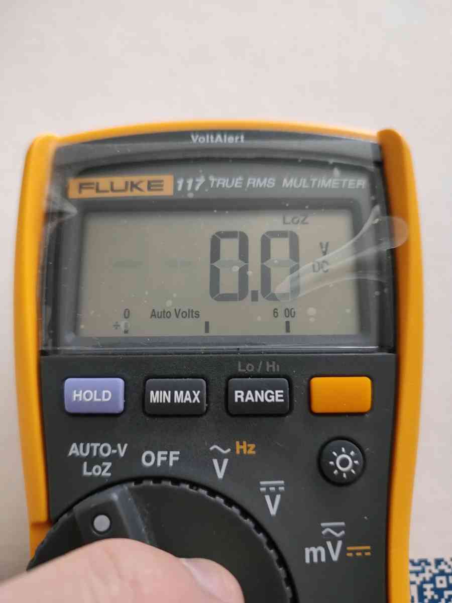 NEW FLUKE117 Digital Multimeter - Grand Prairie, Texas - FleaMarketBay