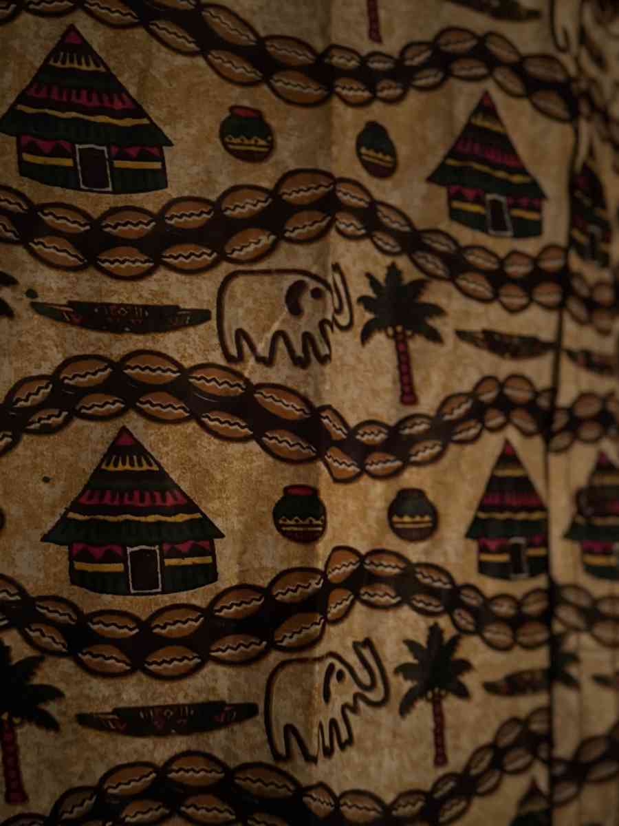 African button down - Alicia, Arkansas - FleaMarketBay