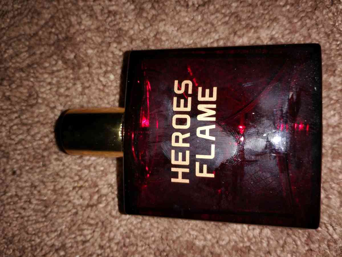 luxury smelling designer for a low price sells out quickly - Phoenix, Arizona - FleaMarketBay