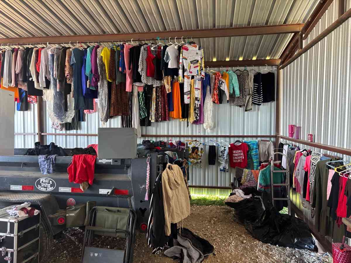 we have every size up to 2xl - Cameron, Texas - FleaMarketBay