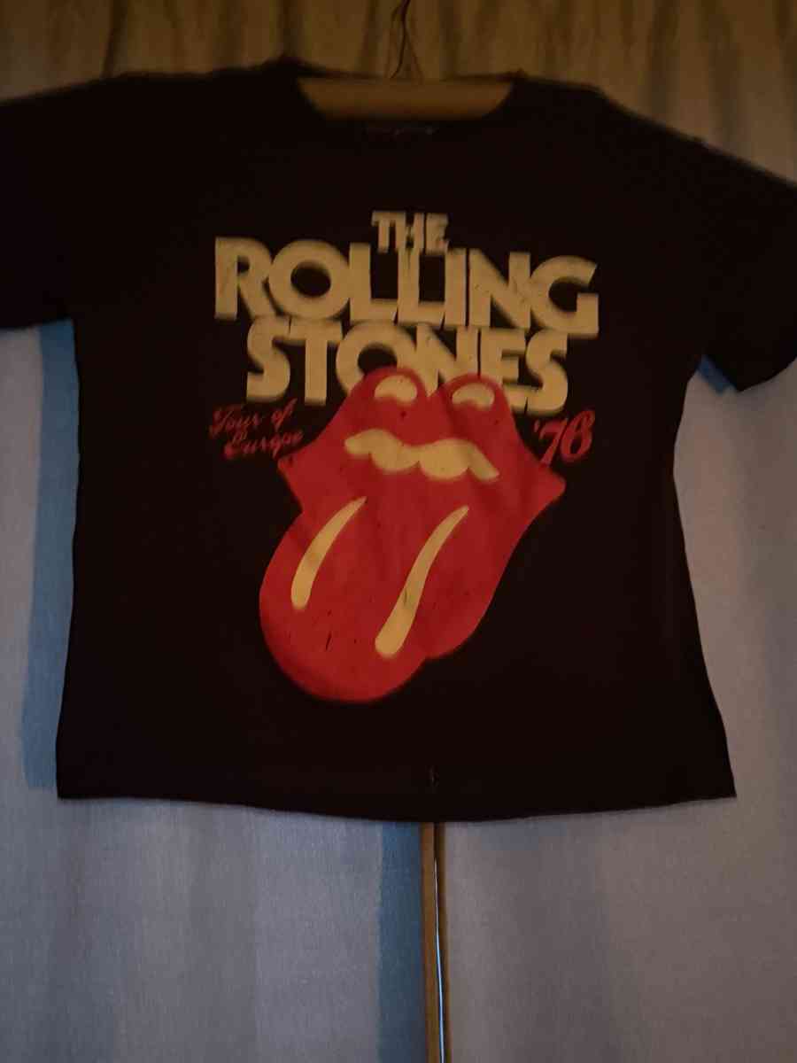 Rolling Stones Lips Tshirt - Henning, Minnesota