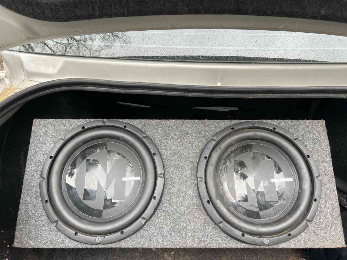 Car speakers 2 12s