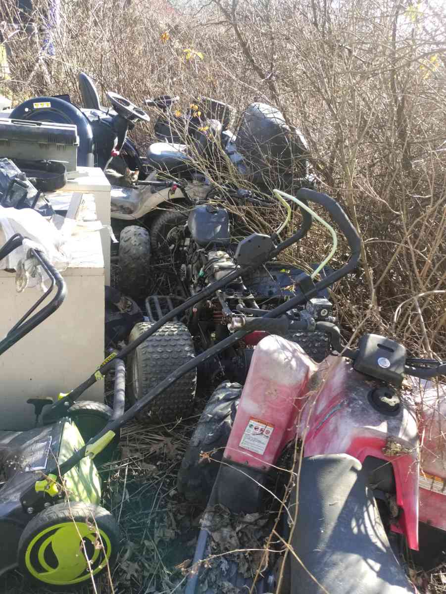 vintage lot of mopeds etc - Warren, Ohio - FleaMarketBay