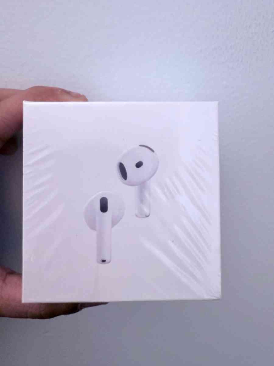 AirPods 4th generation with active noise cancellation SEALED - New London, Connecticut