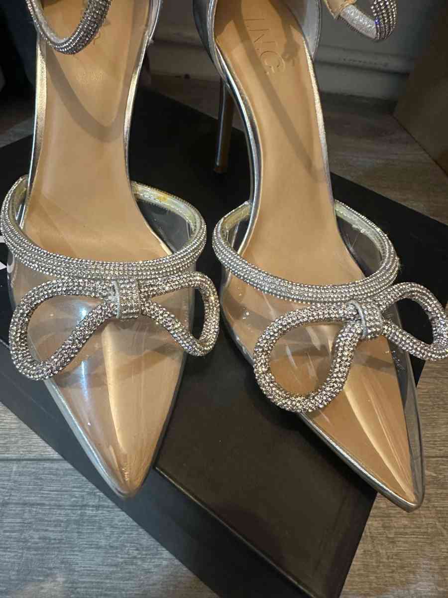 INC International Concepts Womens Lidani PointedToe Pum Silv - Burlington, New Jersey - FleaMarketBay