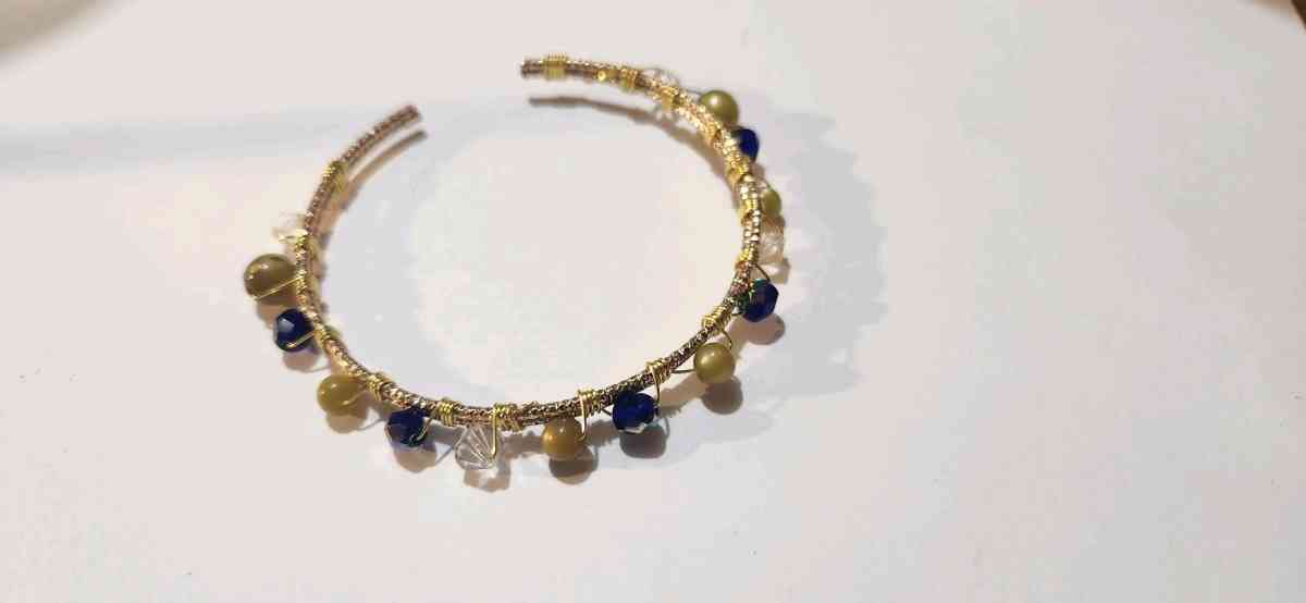 handmade wire wrapped bracelet - Imlay, Nevada - FleaMarketBay